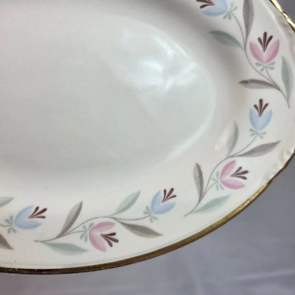 Homer Laughlin Nantucket Gravy Boat with Underplate Pink & Blue Flowers